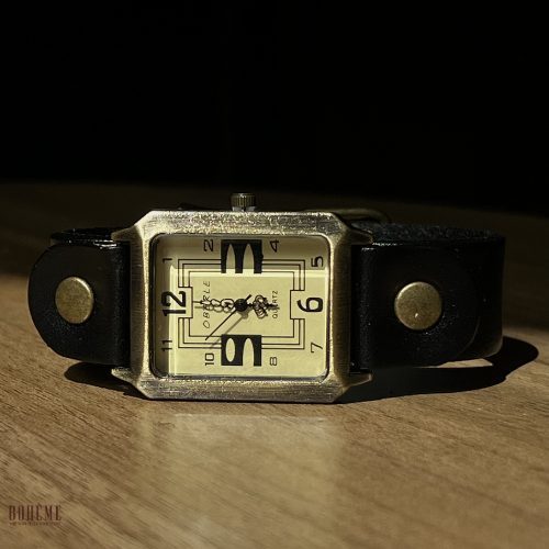 Vintage Rectangle Leather Strap Quartz Watch – Retro Classic Wrist Watch