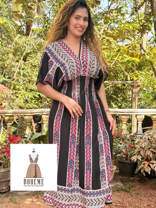 𝙈𝙞𝙙𝙣𝙞𝙜𝙝𝙩 𝙏𝙧𝙞𝙗𝙖𝙡-𝘽𝙤𝙝𝙚𝙢𝙞𝙖𝙣 𝘾𝙝𝙖𝙧𝙢 𝙈𝙖𝙭𝙞 𝘿𝙧𝙚𝙨𝙨